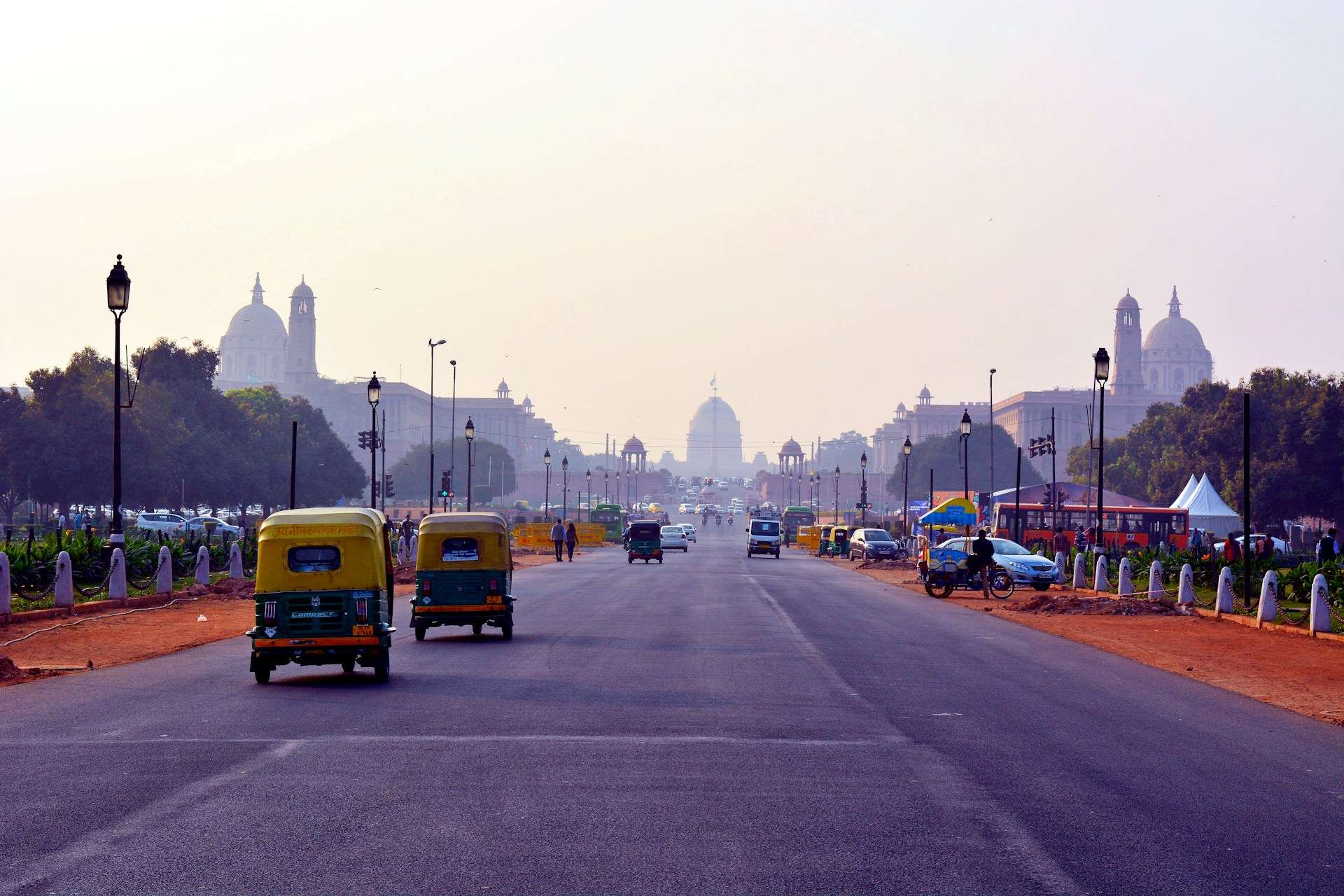 Delhi tours